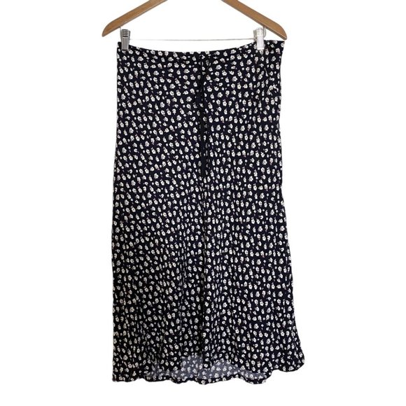 Uniqlo Dresses & Skirts - Uniqlo Ines De La Fressange Georgette Floral Skirt
